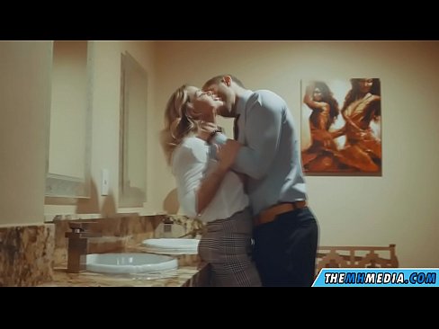 ❤️ ווען אַ באַסטי בלאָנדע סידוס איר אין אַ ציבור אָפּטריט ❤ שיין פּאָרן ביי yi.psi-mass.ru ☑